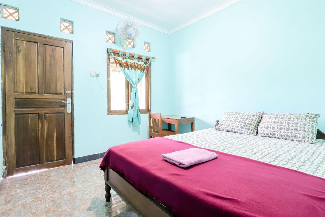 Rock Garden Homestay & Resto Tepus Luaran gambar
