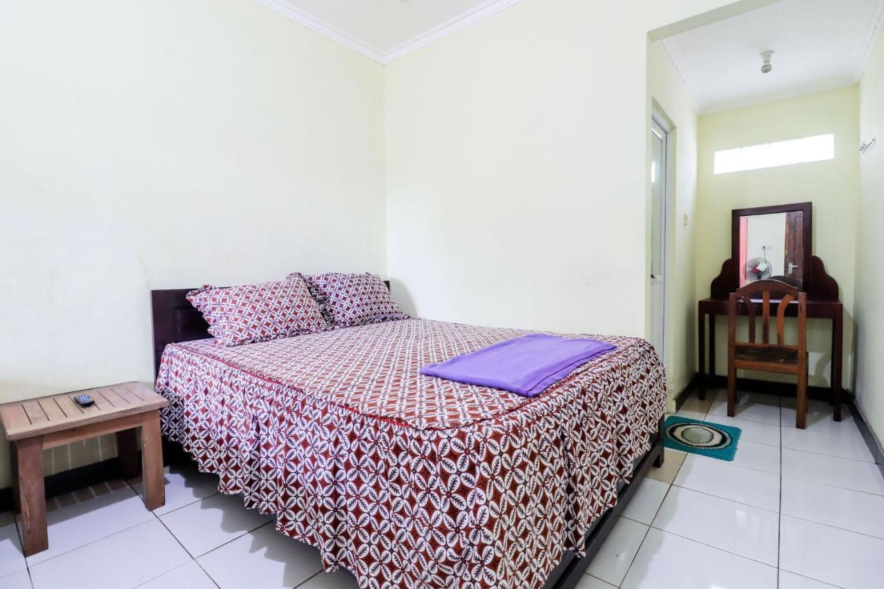 Rock Garden Homestay & Resto Tepus Luaran gambar