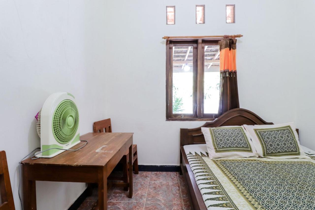 Rock Garden Homestay & Resto Tepus Luaran gambar