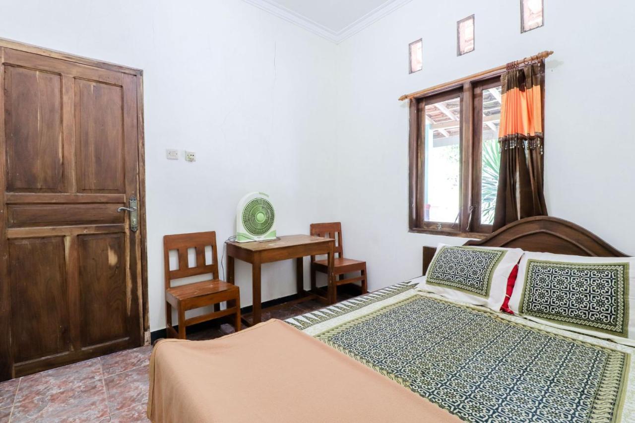 Rock Garden Homestay & Resto Tepus Luaran gambar