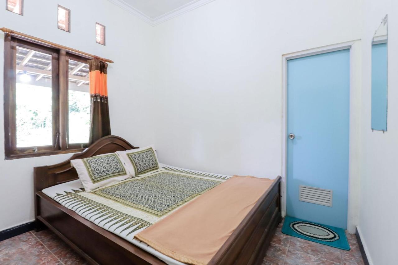 Rock Garden Homestay & Resto Tepus Luaran gambar